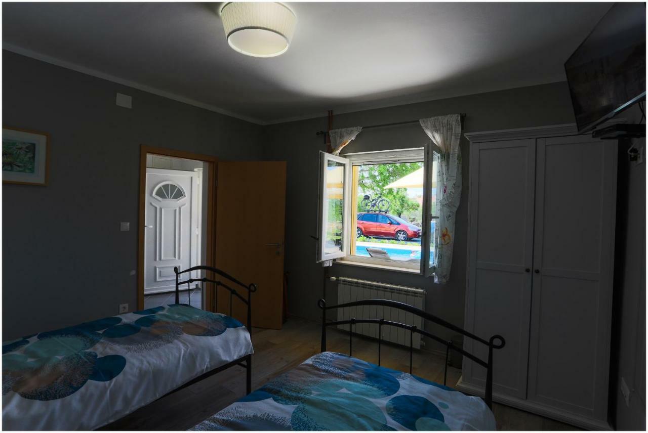 Hotel House Mellifera à Razvode Extérieur photo