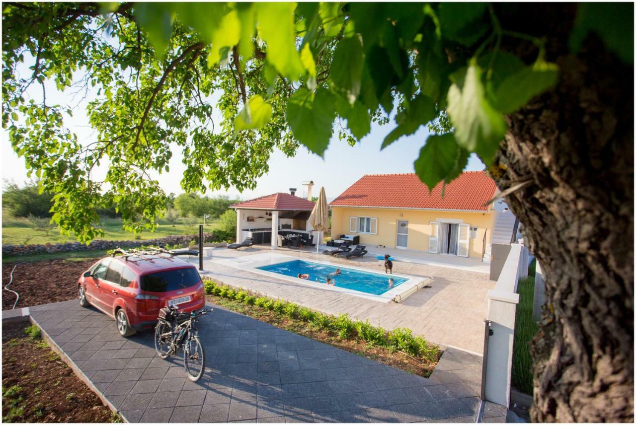 Hotel House Mellifera à Razvode Extérieur photo